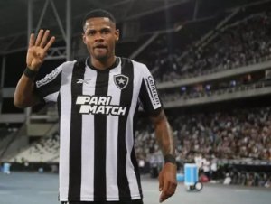  Jogador do Botafogo reclama de arbitragem após derrota para o Bahia