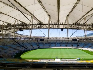 Maracanã recebe 'Futebol Solidário' das estrelas para arrecadar doações para o RS
