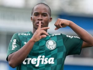 Gigante europeu sinaliza proposta por promessa do Palmeiras
