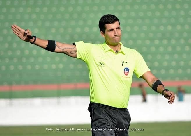 Diego Pombo Lopez apita partida entre Jacuipense e Atlético-BA pela final  do Baianão - Notícias - Galáticos Online