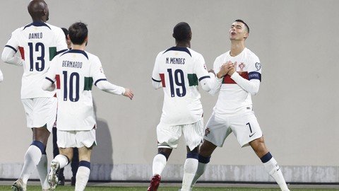 Galácticos Open: Ronaldo promove torneio de tênis beneficente em sua casa -  Placar - O futebol sem barreiras para você