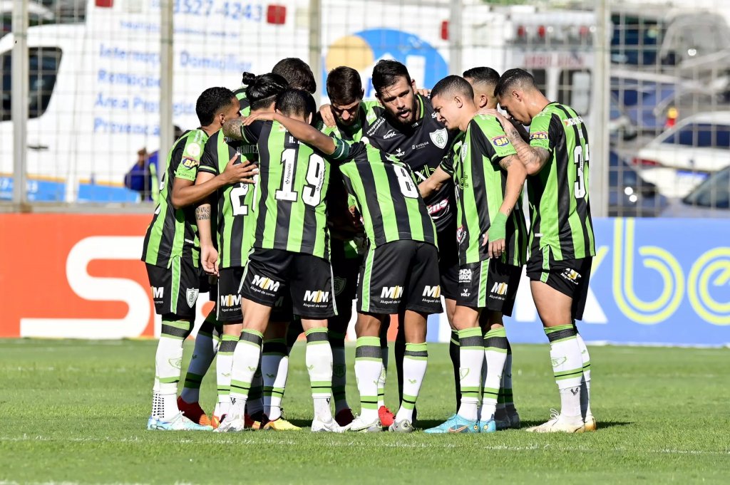 San Lorenzo vs Vélez Sársfield: A Rivalry on the Argentinian Football Pitch