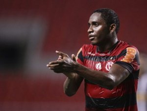  Ex-destaque do Flamengo vira foragido por dívida financeira; saiba mais