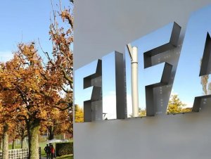 Fifa avalia liberação para Premier League e LALIGA terem jogos em outros países