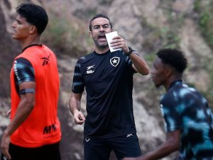 Botafogo terá baixas importantes para decisão contra o Vitória; saiba quem são