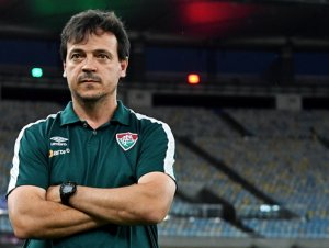 Fluminense renova com Fernando Diniz até o fim de 2025