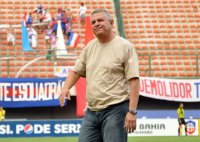 Arnaldo Lira comemora elenco mesclado no Bahia de Feira