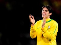 De ídolo à fã! Kaká elogia Neymar e Oscar