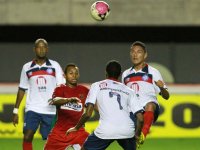 Bahia empata com o Feirense e segue na lanterna da Copa Governador