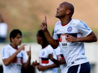 Souza lamenta gols perdidos contra o Grêmio