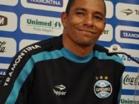 Ex-volante da Seleção Brasileira troca Grêmio pelo Atlético/MG