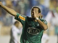 Após suspense, Barcos afirma: “Vou ficar no Palmeiras”