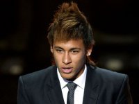 Neymar arrecadou em 2012 mais do que muitos clubes brasileiros