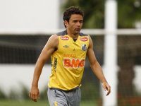 Diretor do Vasco confirma acerto com lateral do São Paulo