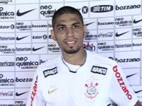 Wallace deixa o Corinthians e fecha com o Flamengo