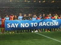 Contra o racismo, Blatter propõe perda de pontos e rebaixamento