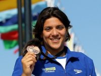 Ana Marcela completa maratona aquática em 2º na Argentina