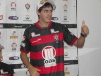 Caio Júnior escolhe substituto de Cajá em caso de suspensão