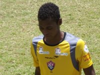 Sem chances em 2013, Marquinhos deve ir para o Goiás