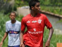 Gabriel esquece Carioca e pede foco máximo na Copa do Brasil