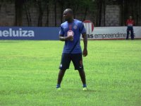 Freddy Adu se mostra satisfeito no Bahia e critica Joel