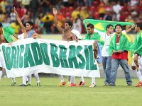 Jogadores do Taiti agradecem ao Brasil após eliminação na Copa das Confederações