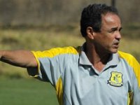 Técnico que eliminou Bahia é demitido de clube