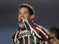 Thiago Neves dá adeus ao Fluminense