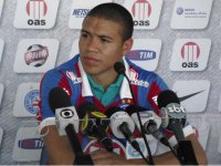 Meia do Bahia fala em brigar por Libertadores e título da Série A