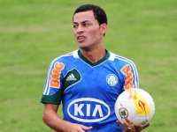 Especulado no Bahia, Léo Gago quer permanecer no Palmeiras