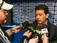 Diretor do Grêmio quer recuperar pontos perdidos contra o Vitória
