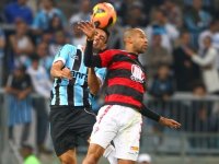  Na briga para se aproximar do g-4, Vitória recebe o Grêmio