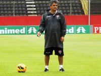 Sem Marcelo e gringos, Vitória treina com foco no Fluminense
