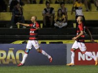 Vitória ainda sonha com vaga na Libertadores