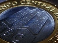 Banco Central cobra dívida milionária do Vitória, diz jornal