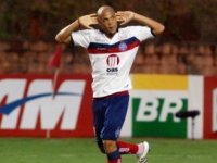 Ney sobre Souza: “se depender do treinador está aprovado”