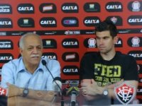 Goleiro já esteve no Barradão para assinar contrato
