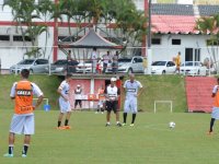 Com Mansur, Vitória está relacionado para enfrentar o Fluminense