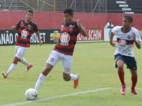 Leão tem novidades entre relacionados que enfrentam Palmeiras