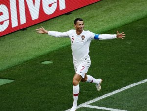  Cristiano Ronaldo marca no início, Portugal segura pressão de Marrocos e vence a primeira na copa 