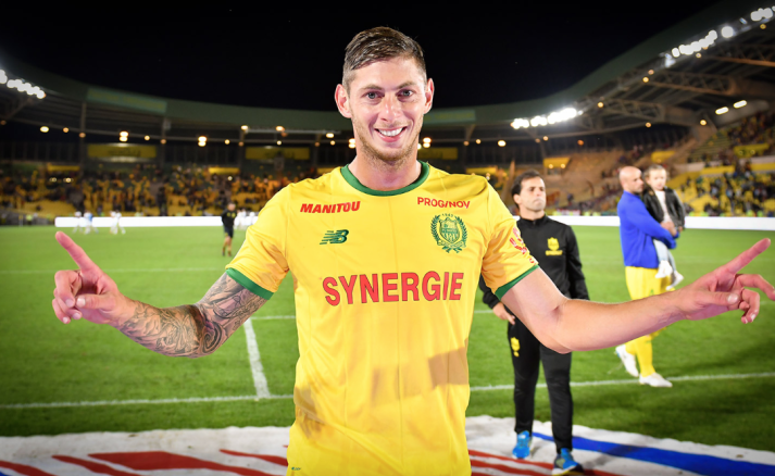 Emiliano Sala está desaparecido, mas Nantes pede dinheiro da