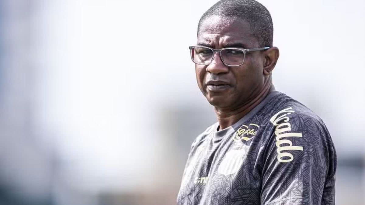 Cesár Sampaio comanda o Santos desde a saída do português Pedro Caixinha - Raul Baretta / Santos FC