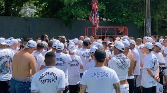 Santos Enfrenta Protesto Após derrota para Bragantino - Divulgação