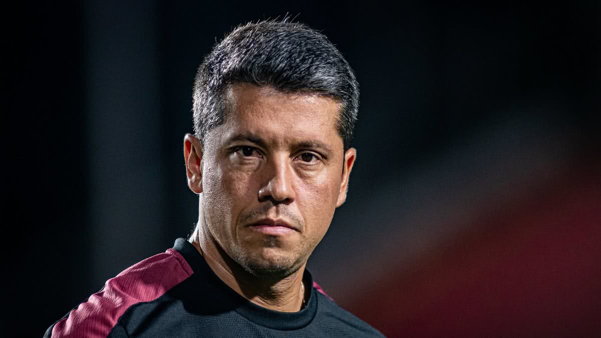 Thiago Carpini prioriza Brasileirão após empate no Barradão - Victor Ferreira/ECV