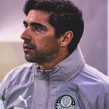 Palmeiras faz proposta astronômica para renovar com Abel Ferreira\u003B saiba os valores