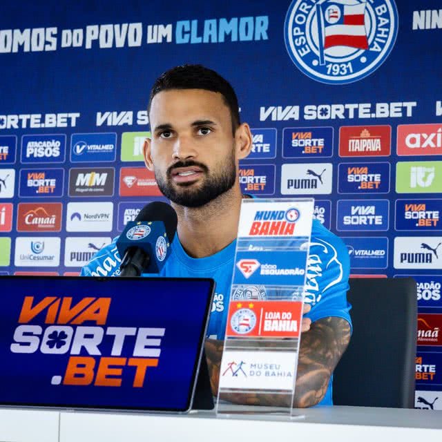 Willian José fala sobre disputa entre ele e Lucho Rodríguez