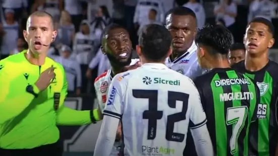 Miguelito é detido por ofensa racial em jogo - Divulgação