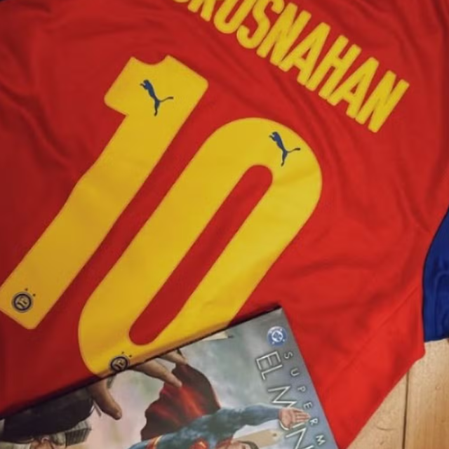 Atriz do filme \u0027Superman\u0027 vaza nova camisa do Bahia\u003B confira