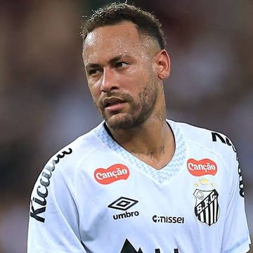 Fenerbahçe tenta contratação de Neymar, mas jogador deve permanecer no Santos até o fim do ano