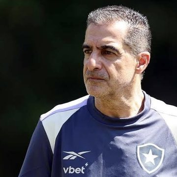 Renato Paiva é demitido do comando técnico do Botafogo